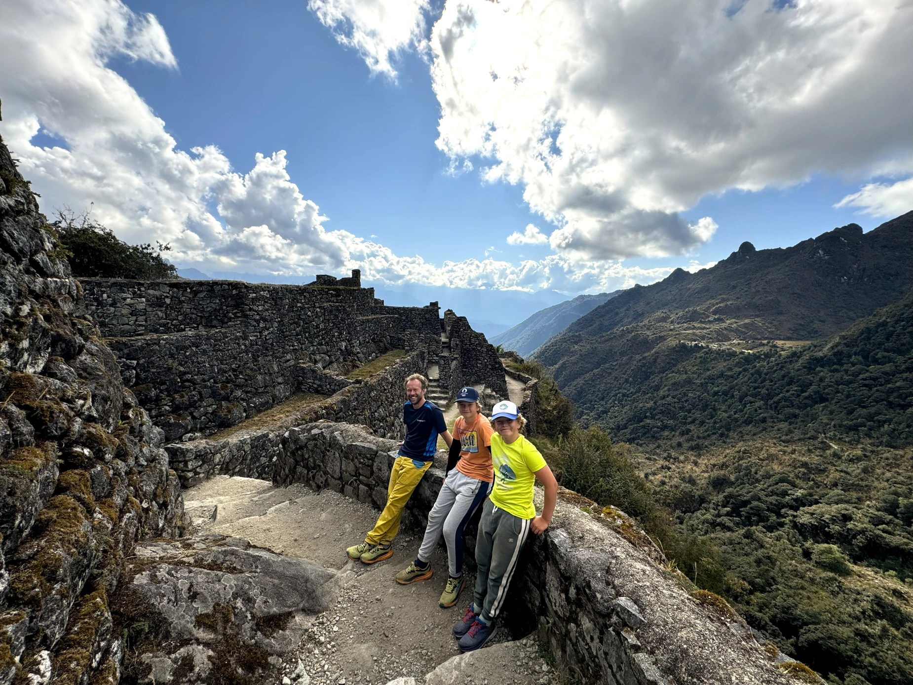 Inca Trail & Machu Picchu Experience Cusco, Sacred Valley, Maras–Moray & City Tour