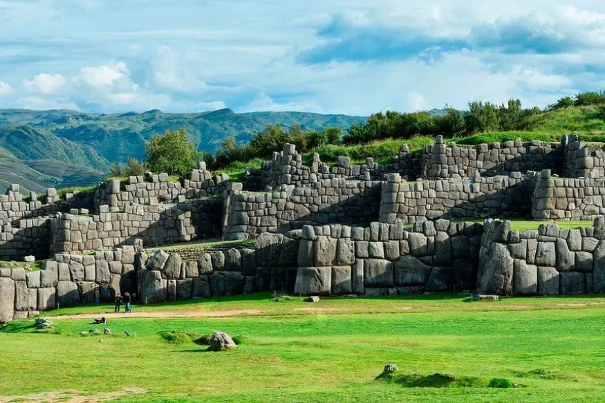 sacsayhuaman fortress
